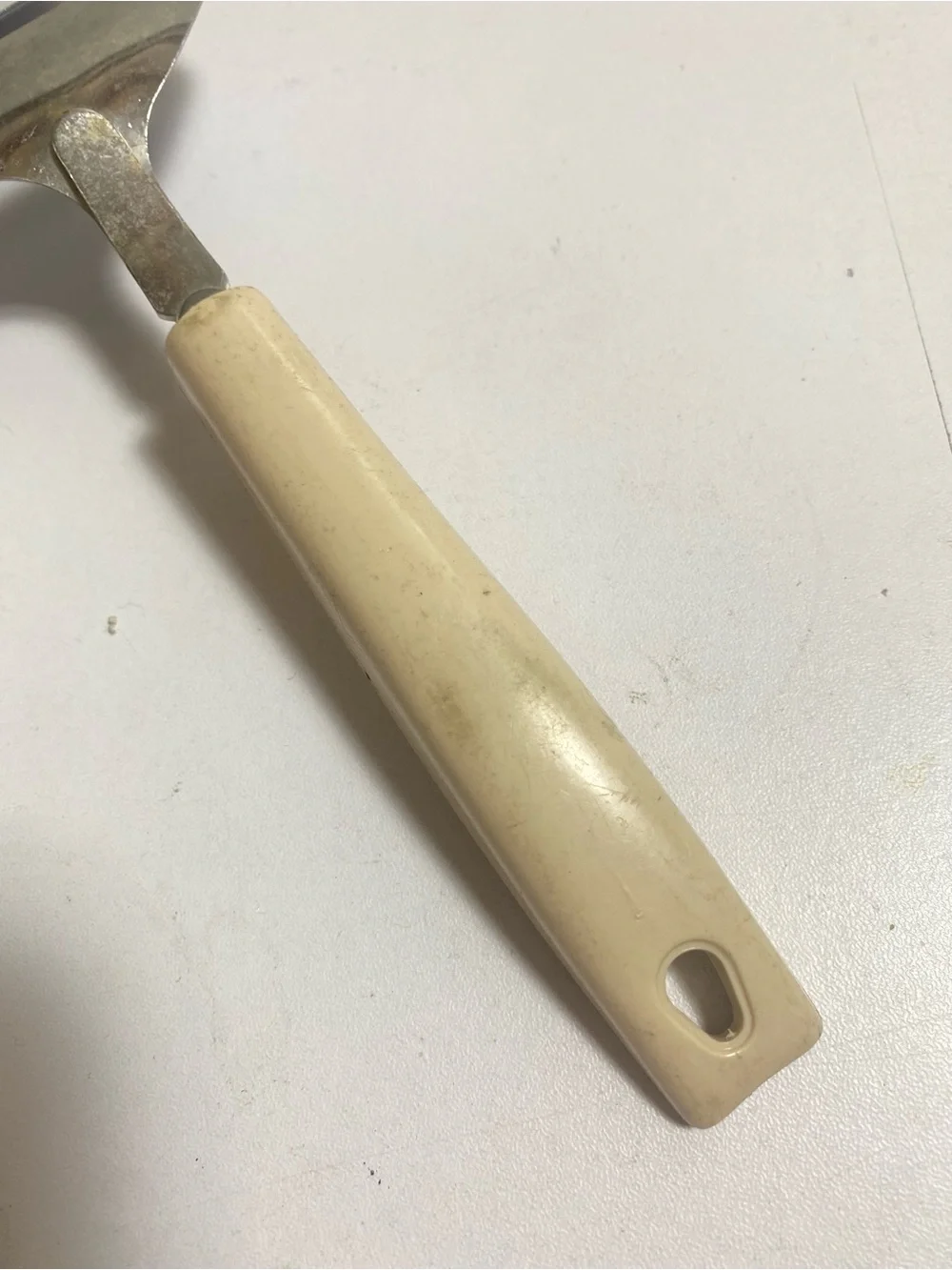 Vintage EKCO USA Cheese Plane Slicer Cream Handle 9”